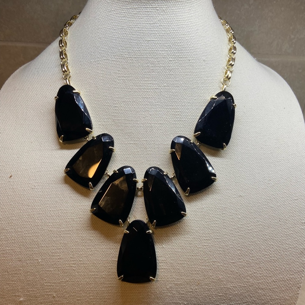 Kendra Scott statement necklace - Picture 2 of 2